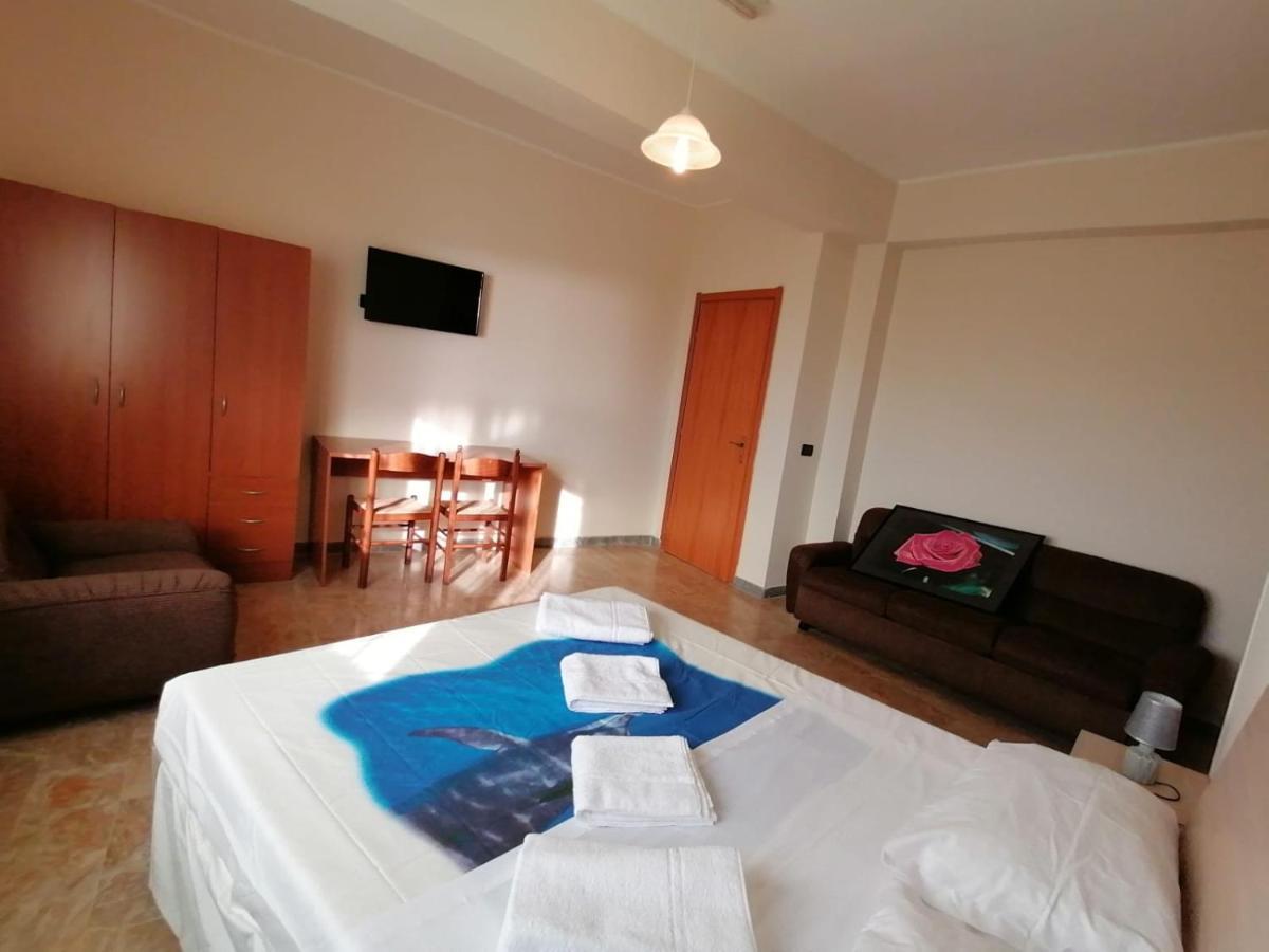 Bed And Breakfast Lagiocosa Reggio di Calabria Exterior photo